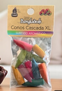 [14110] CONOS CASCADA X 10 UNIDADES MULTICOLOR 165